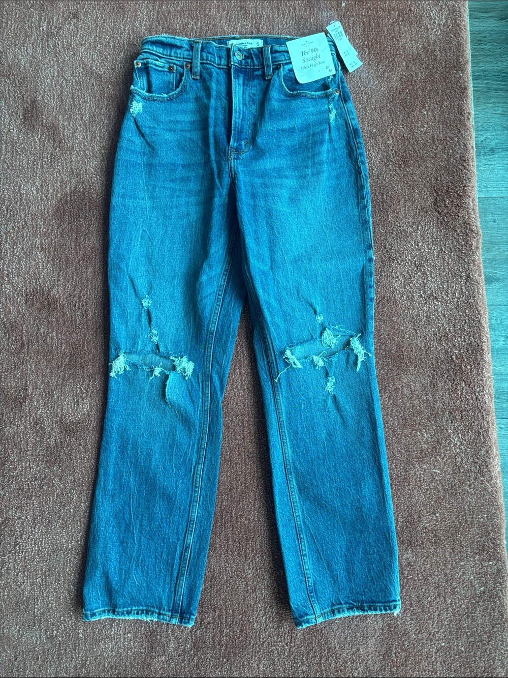 Abercrombie Curve Love Ultra High Rise Straight Jeans